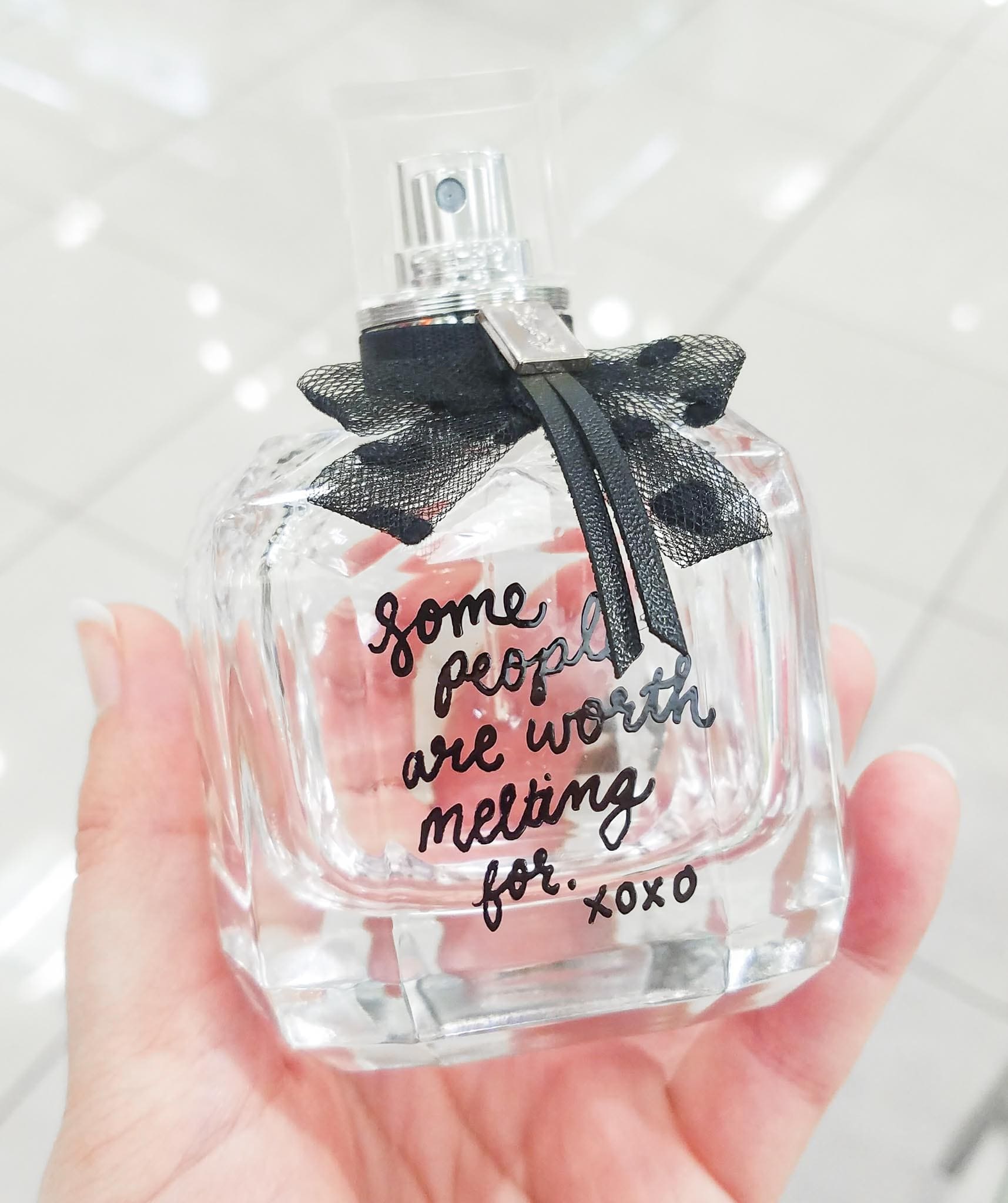 FAQ Calligraphy Perfume bottle